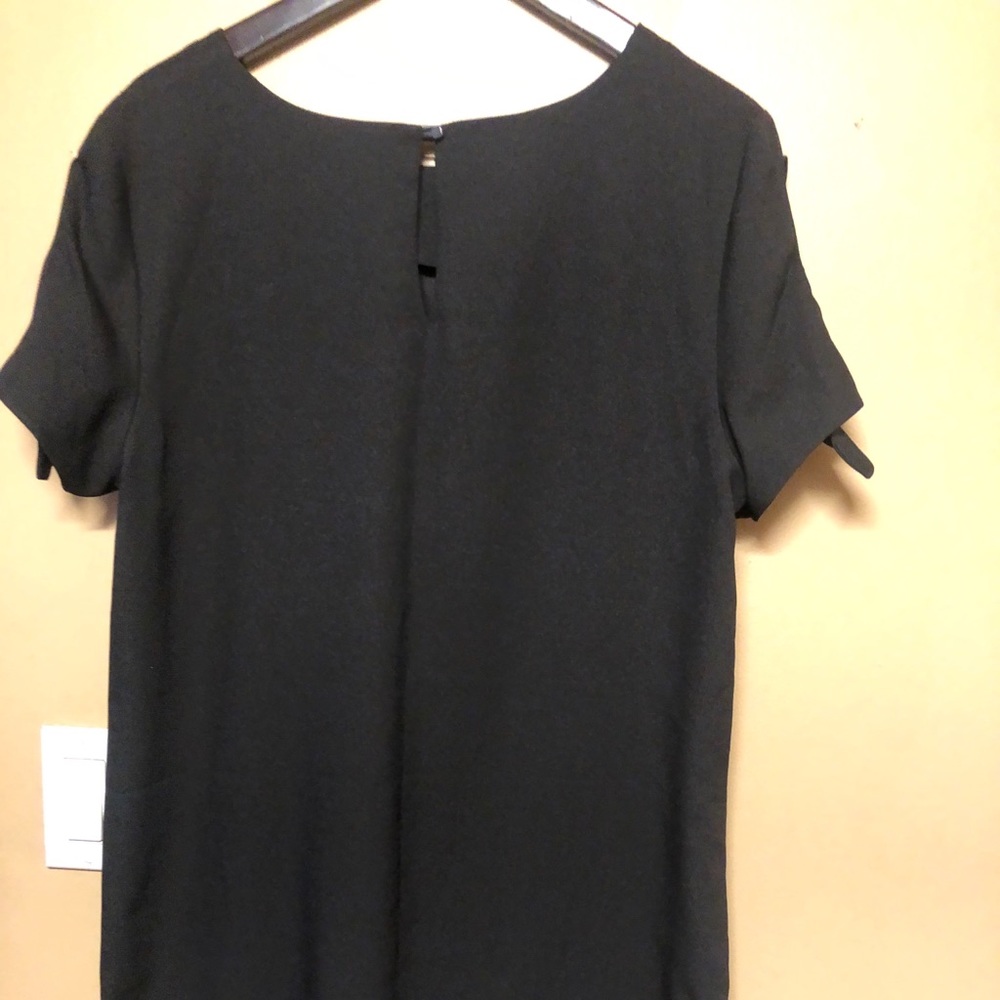 Banana Republic black short dress. size lg.